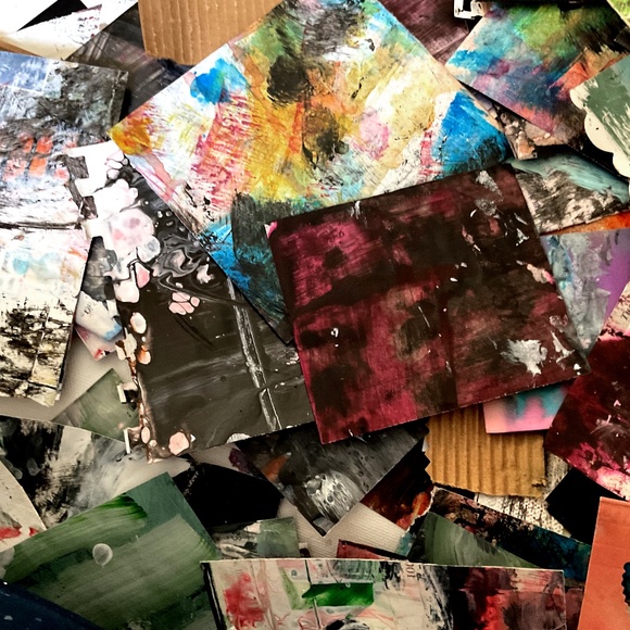 Hand painted Ephemera Pack Art with up-cycled Funky Face cd case, 30+ Pieces - Picture 6 of 12